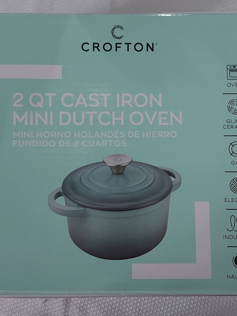 NEW IN THE BOX CROFTON 2 QT DUTCH OVEN LIGHT BLUE